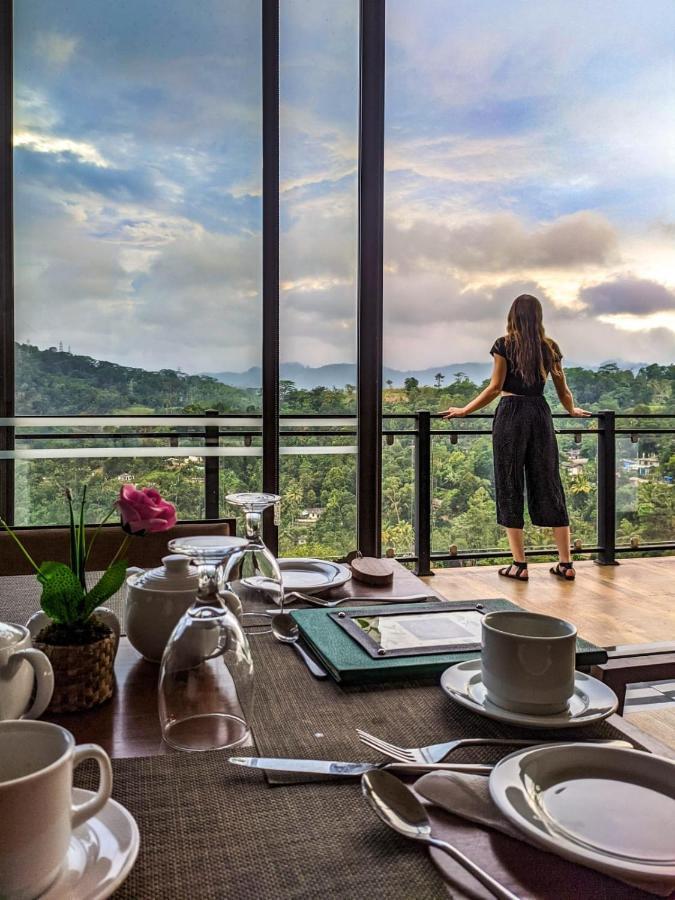 Riverbank Resort Gampola Eksteriør bilde