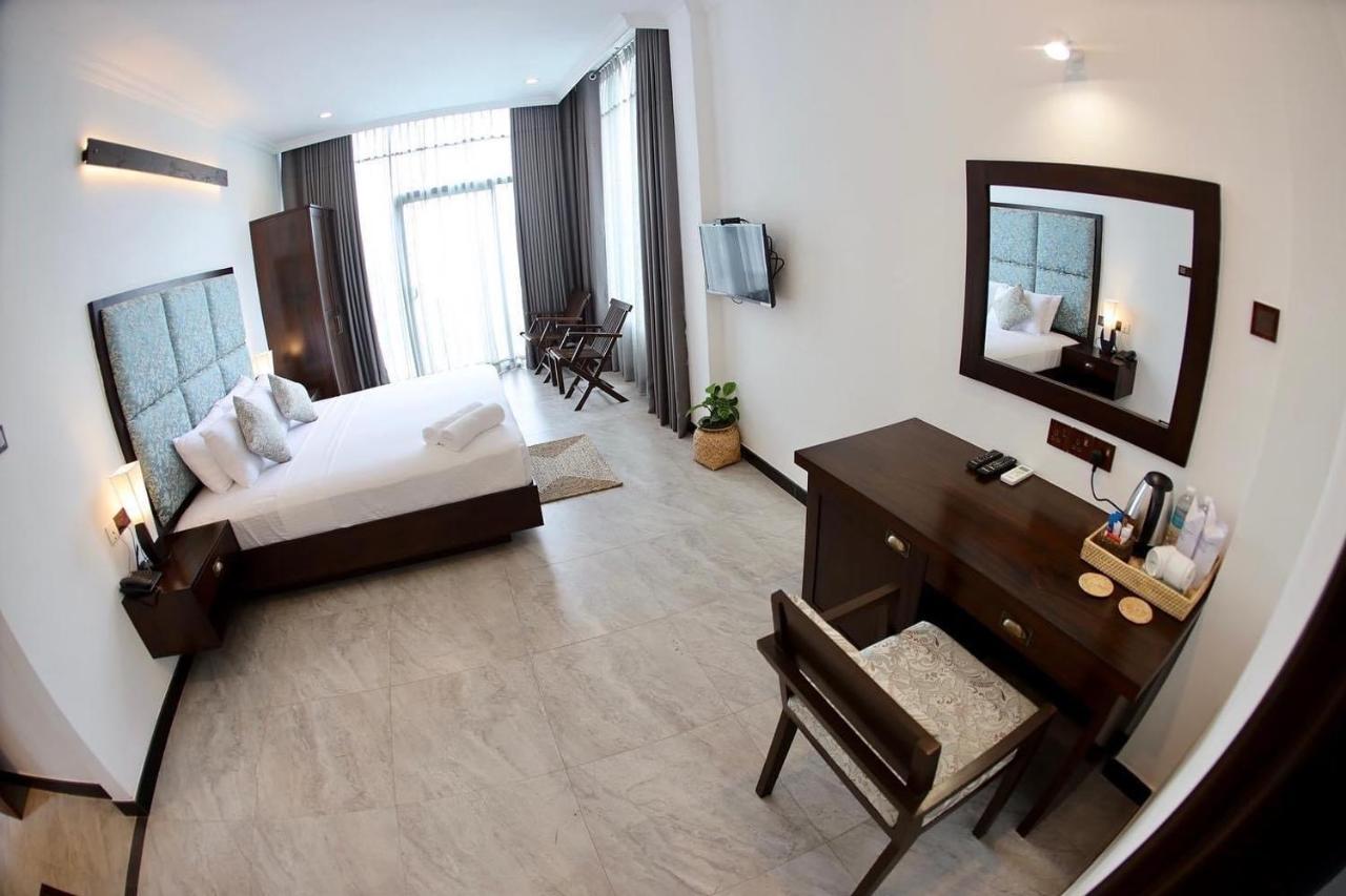 Riverbank Resort Gampola Eksteriør bilde
