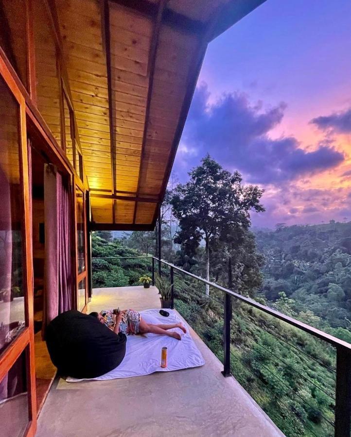 Riverbank Resort Gampola Eksteriør bilde